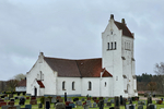 Verums kyrka sedd från nordväst