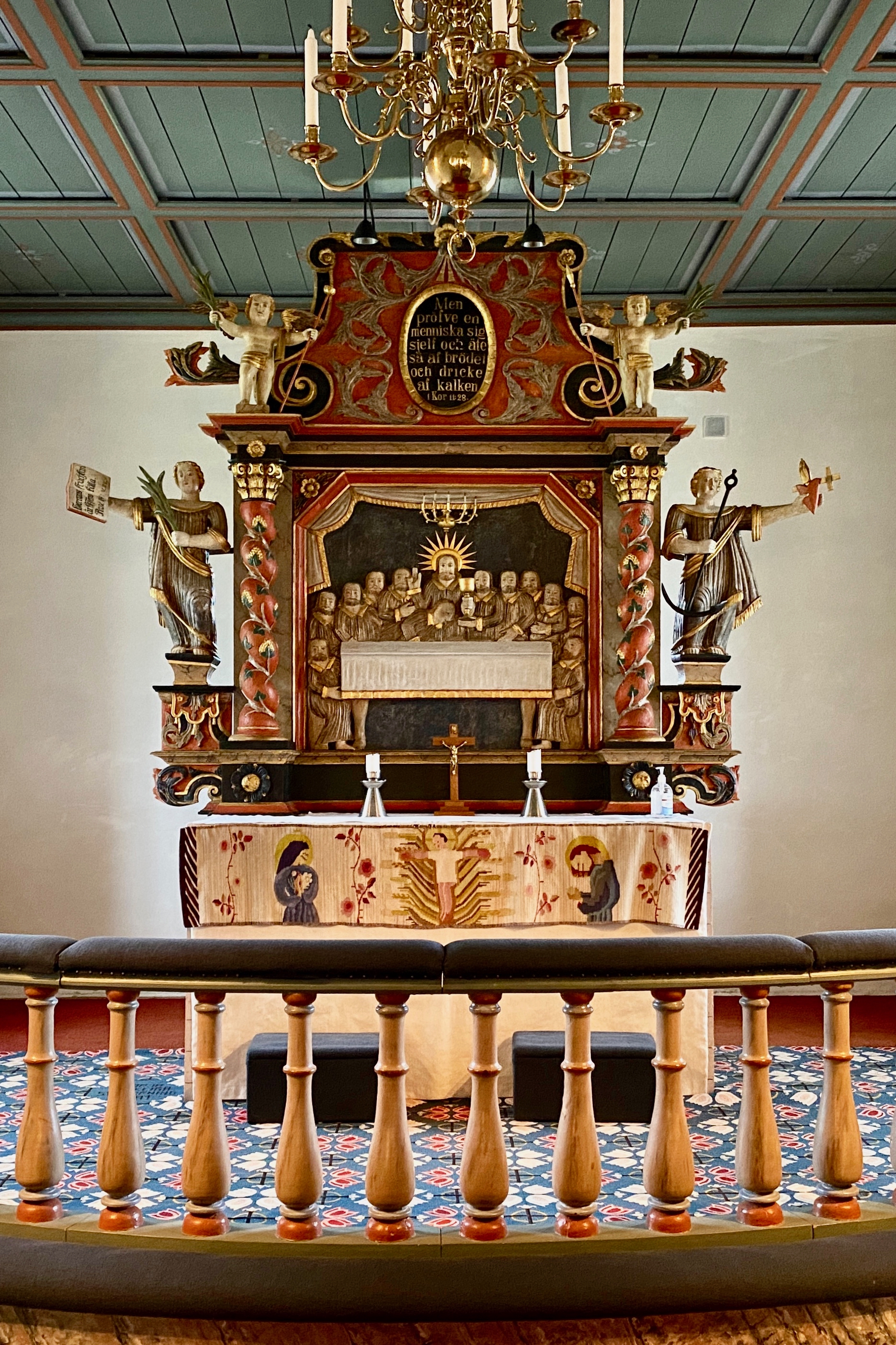 Altaruppsatsen i Hörja kyrka