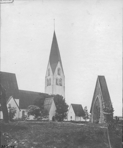 Garde kyrka från norr