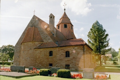 Norra Kyrketorps kyrka med dubbla sakristior. Neg nr 02/157:12.jpg