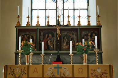 Senmedeltida altarskåp i Vara kyrka. Neg.nr. 04/105:21. JPG.