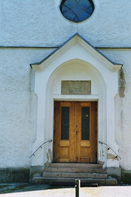 Västportalen i Ekby kyrka . Neg.nr 04/236:05.jpg