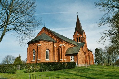 Töreboda kyrka, sedd från sydöst. Neg.nr 04/291:24.jpg