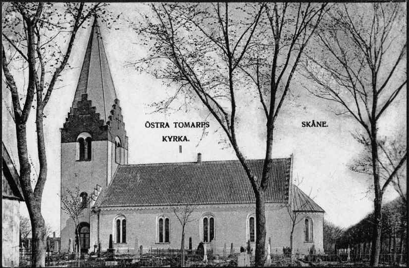 Östra Tommarps kyrka från söder