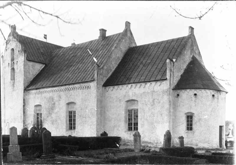 Maglarps kyrka mot sydöst