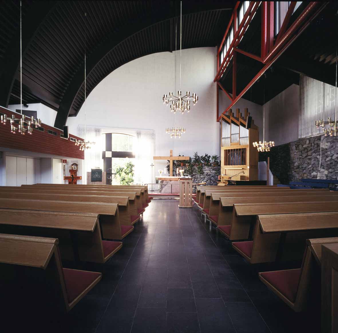 Glöstorps kyrka, mot koret.