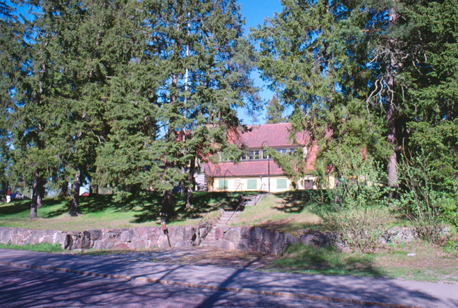 Tingshuset i Häverödal.