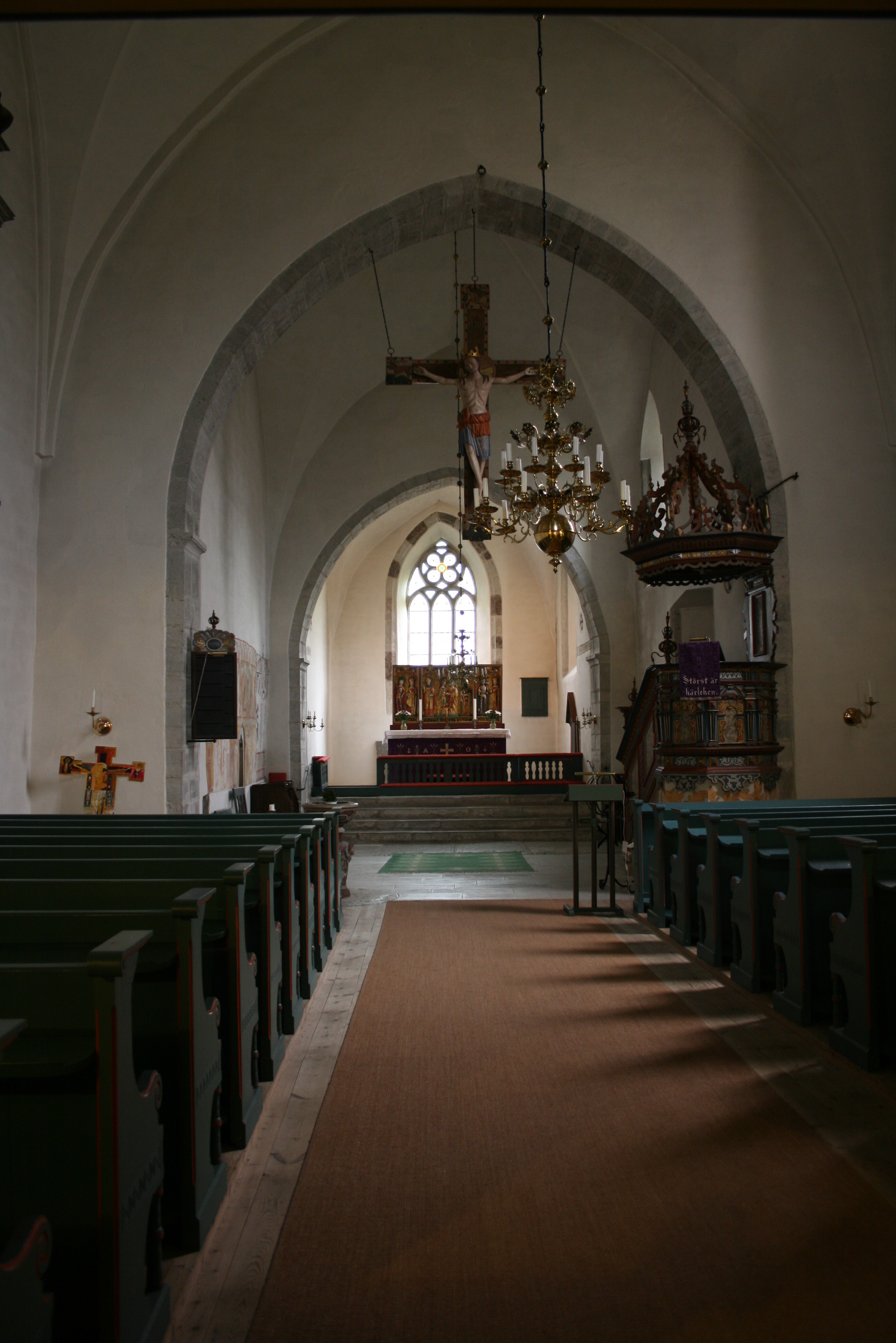 Kräklingbo kyrka interiör mot Ö