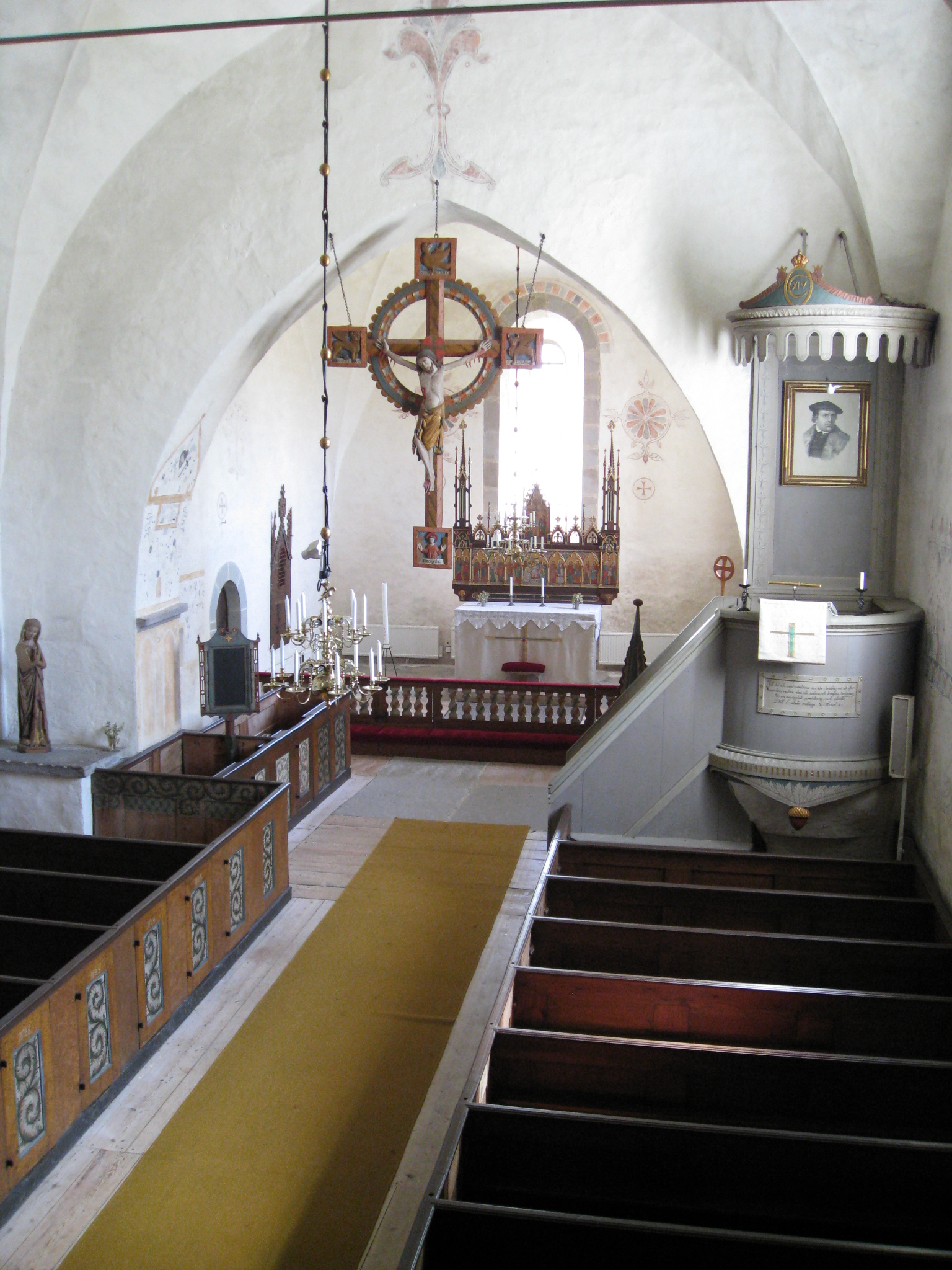 Sundre kyrka interiör