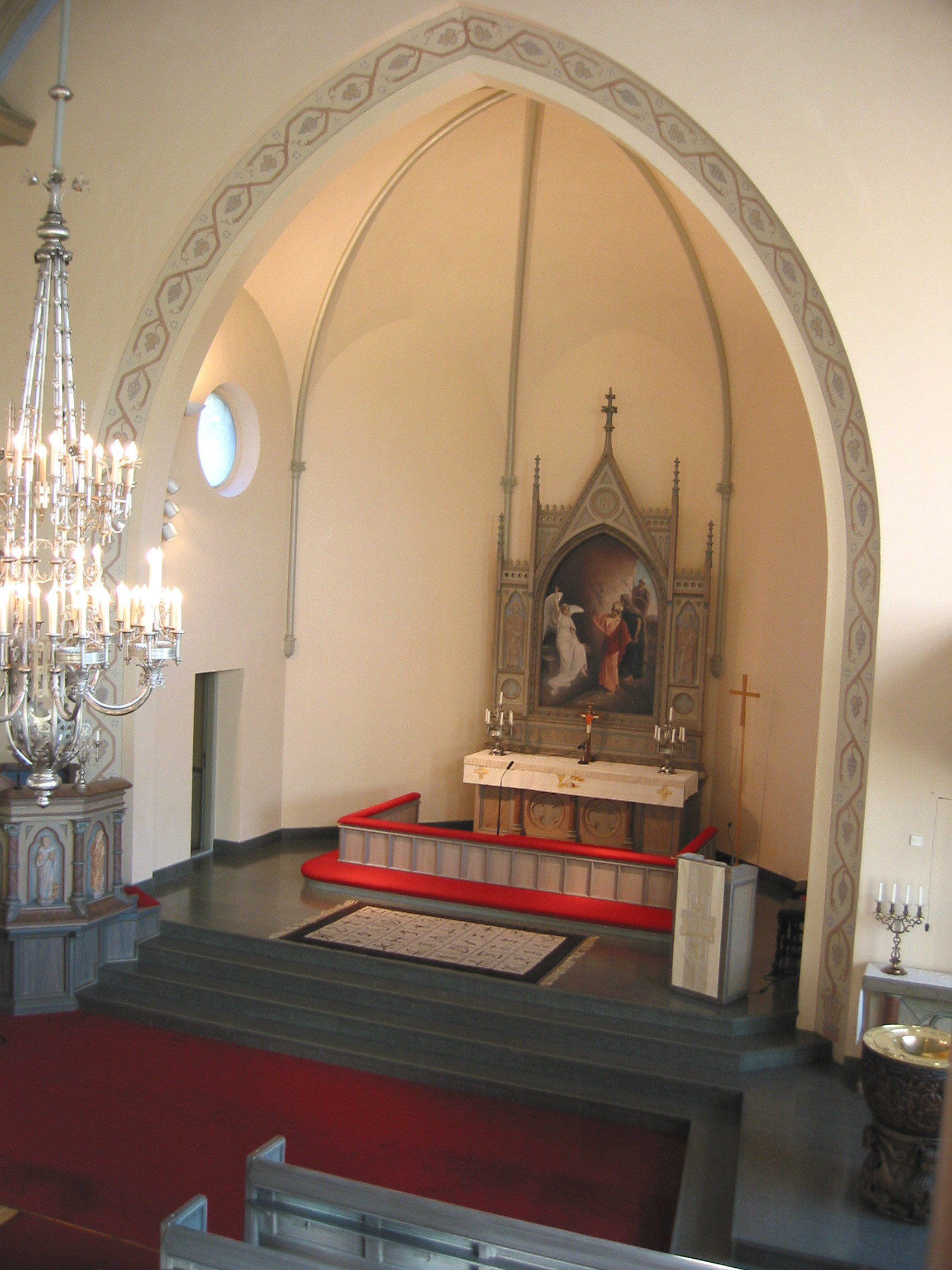 Alnö nya kyrka, interiör, kyrkorummet, vy mot koret från orgelläktaren.