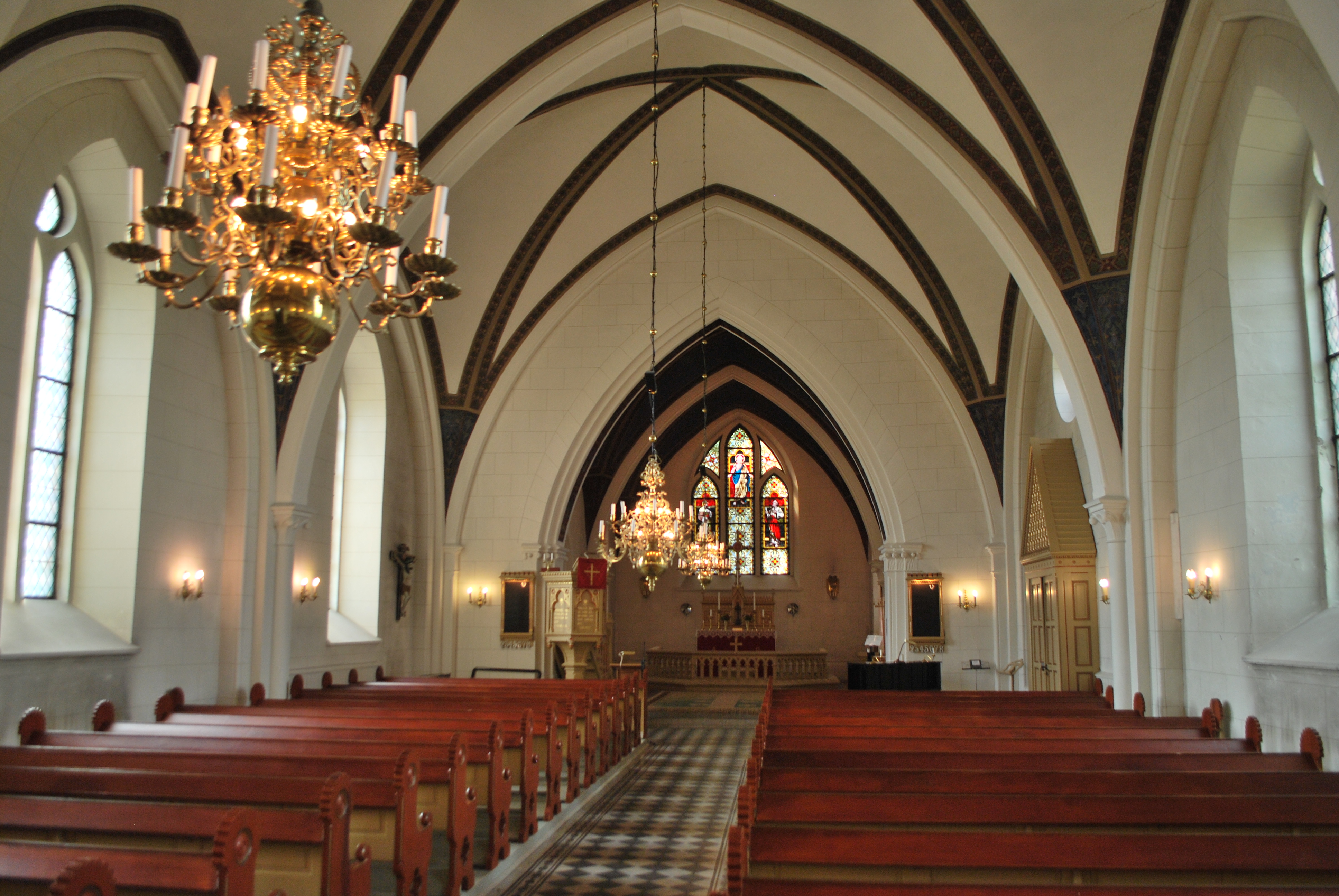 Västra Sönnarslövs kyrka, långhuset mot koret i söder