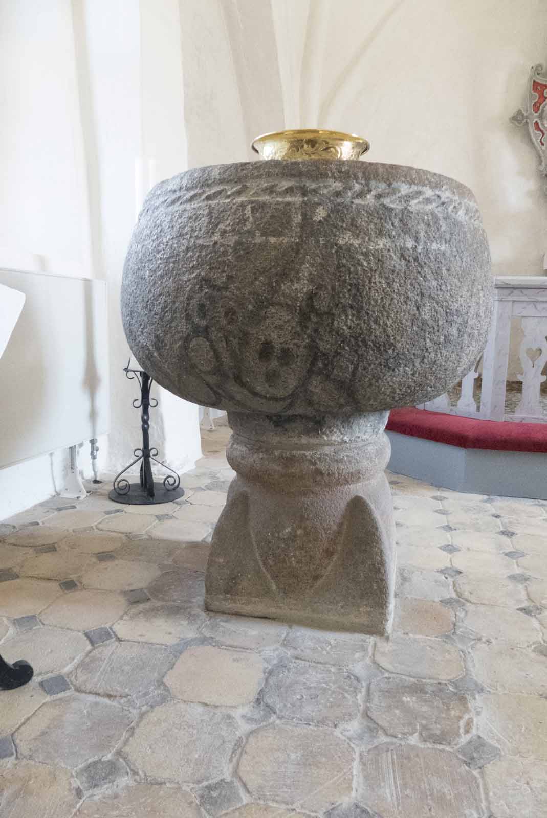Dopfunten i Eljaröds kyrka
